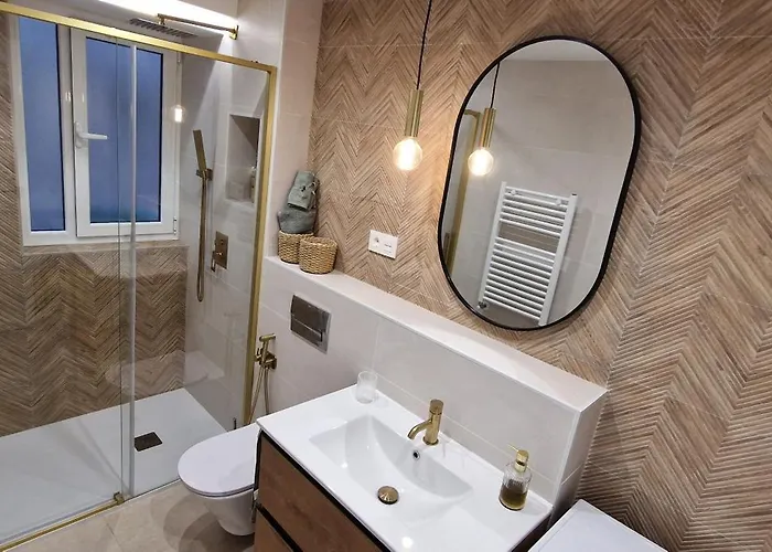 Apartment Calatea - Centrico, 2 Habitaciones, Wifi - Vut-5603-as *